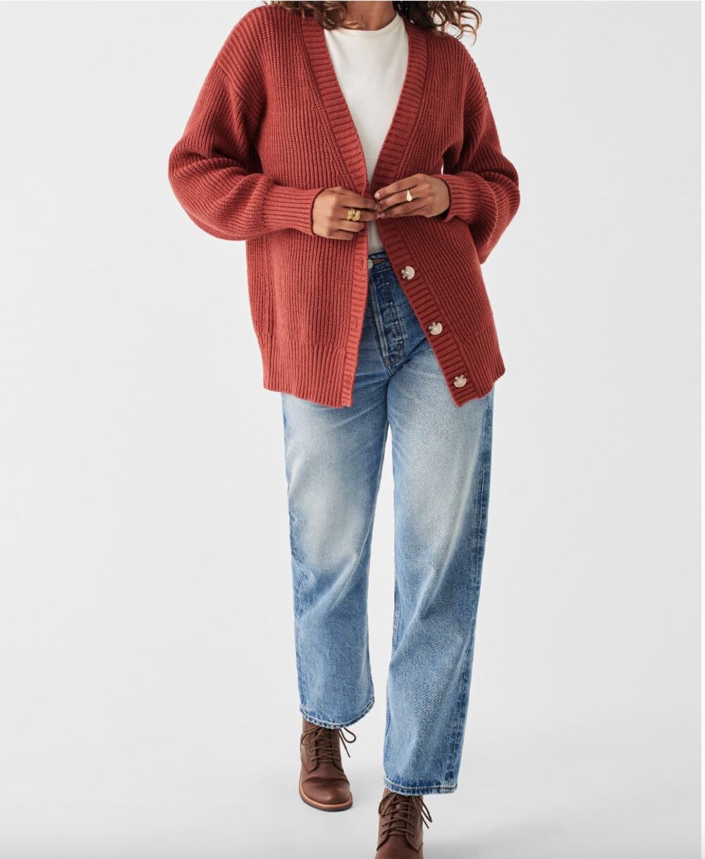 FAHERTY Cozy Cotton Boyfriend Cardigan Sweater in Henna // S